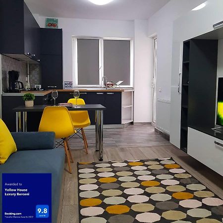 בוקרשט Yellow House Luxury Berceni מראה חיצוני תמונה